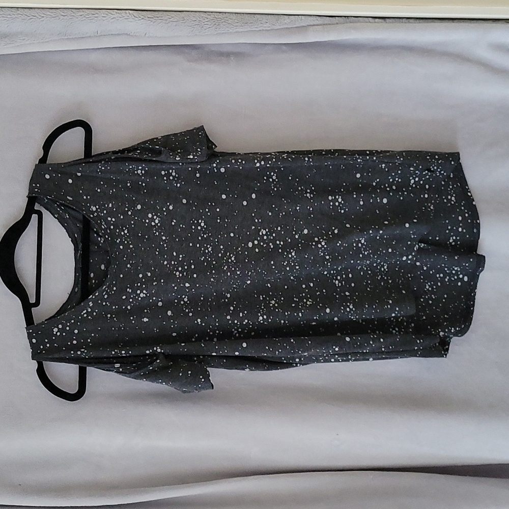 Rock & Republic Cold Shoulder Short Sleeve Top